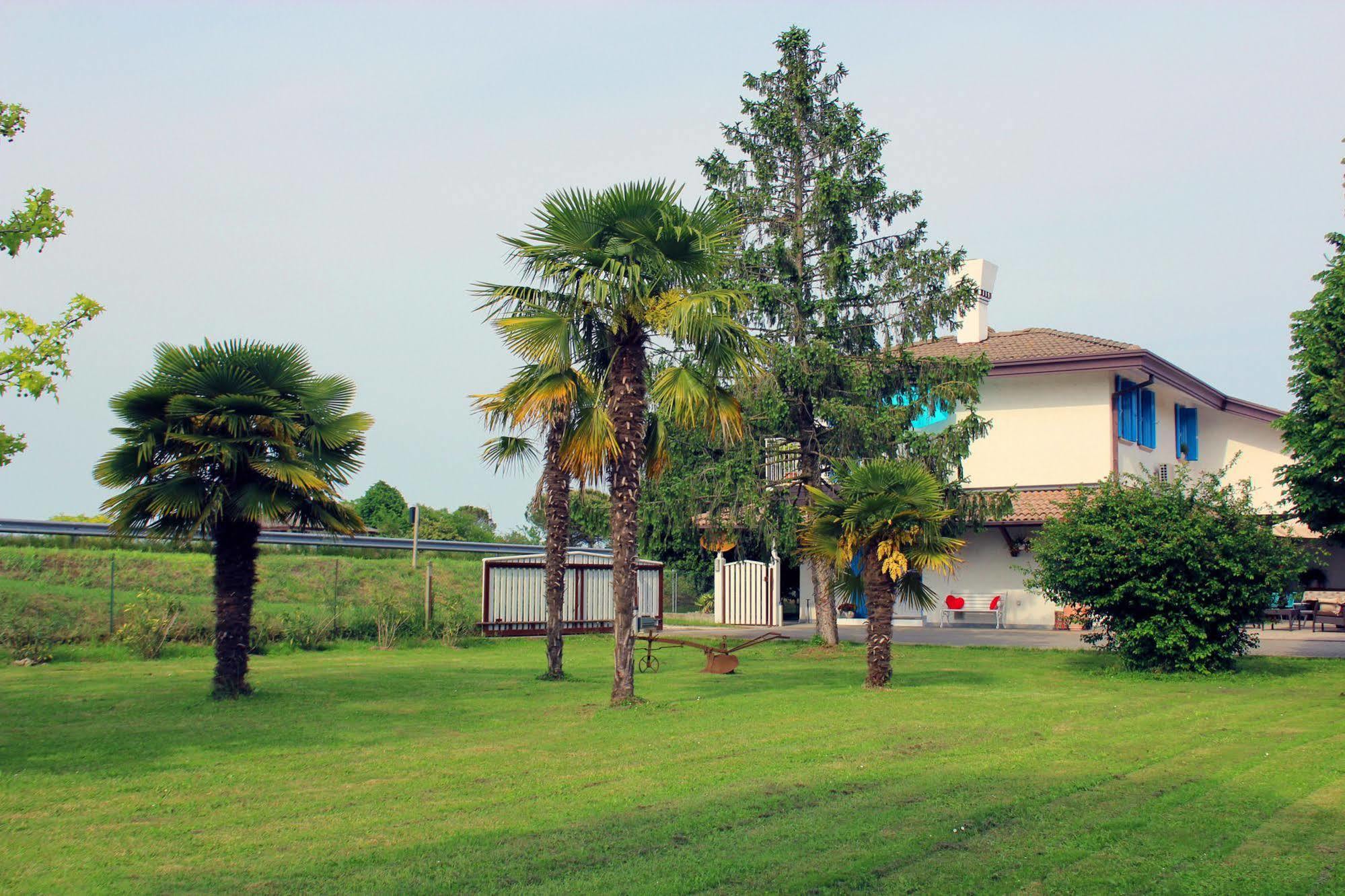 Villa Roma Holidays Jesolo Exterior foto